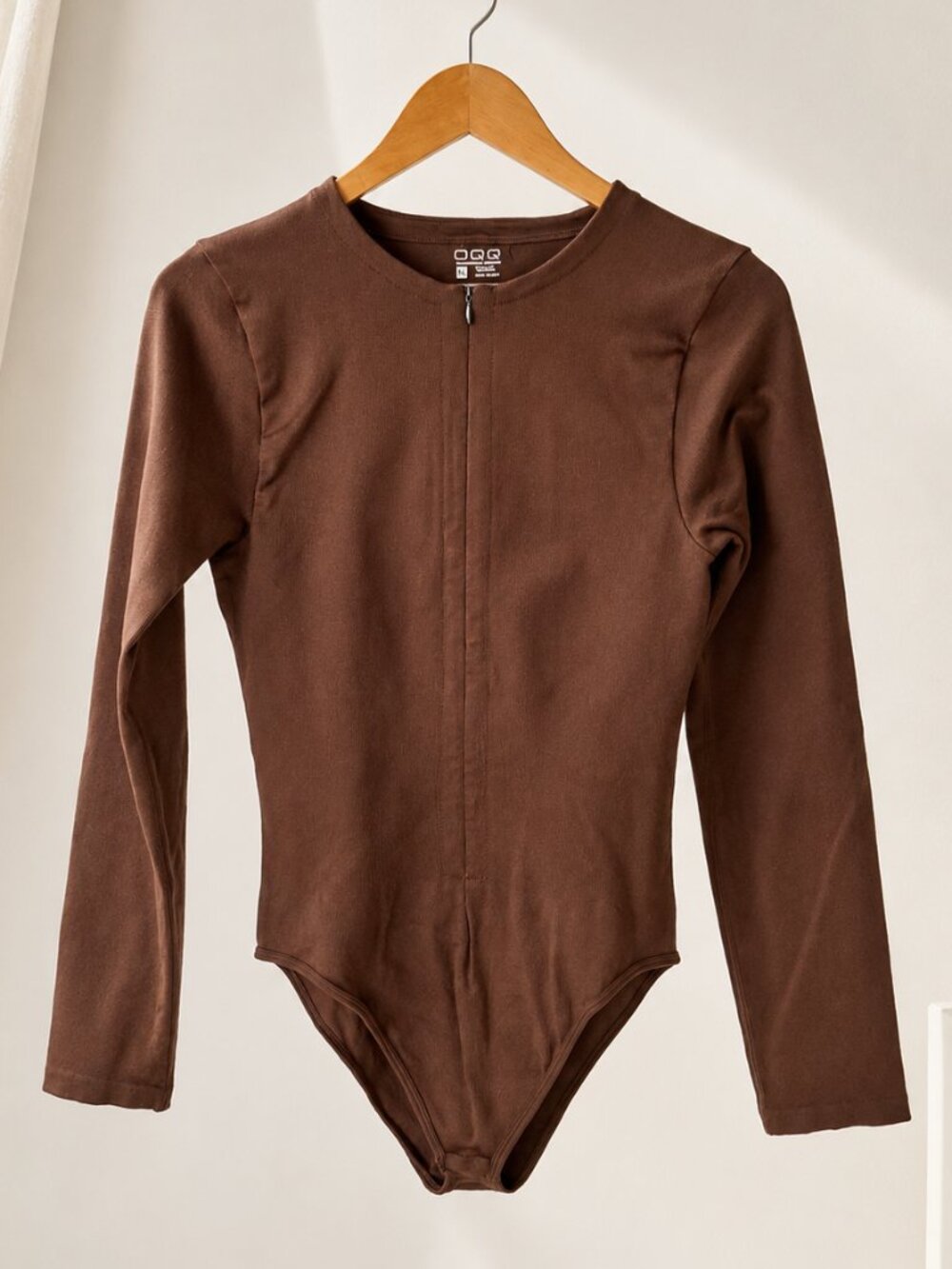 OQQ Brown Ribbed Knit Invisible Zip Bodysuit XL